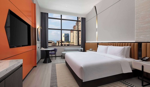 Superior Room, 1 King Bed, Non Smoking