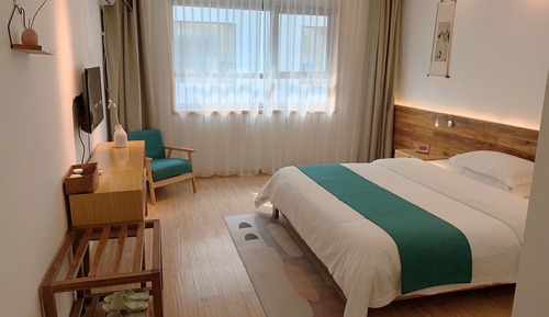 Comfort Double Room, 1 King Bed, Non Smoking, Private Bathroom