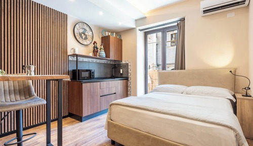 Deluxe Studio, City View