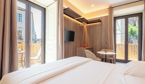 Superior Apartment, Balcony, City View