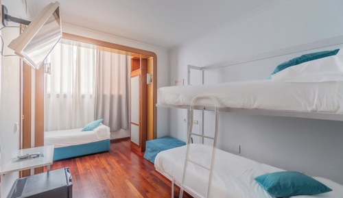 Economy Triple Room