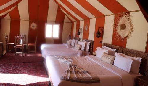 Luxury Quadruple Room, Desert View