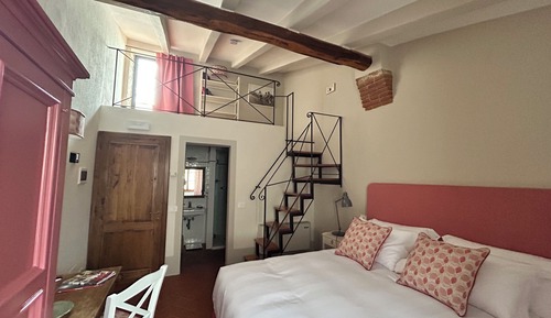 Classic Single Room