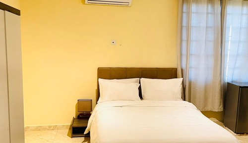 Luxury Single Room