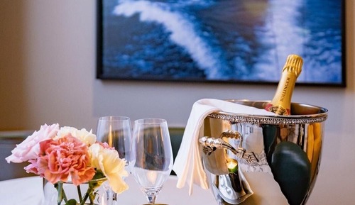 Luxury Townhome, 2 Bedrooms