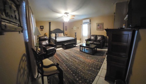 Luxury Single Room, 1 King Bed