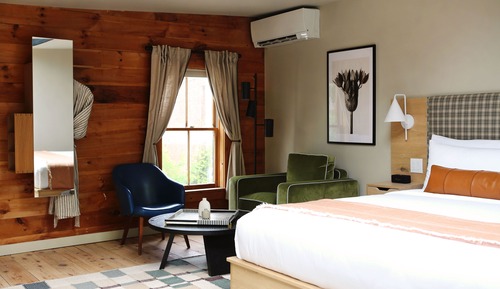 Club Room