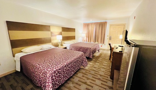 Double or Twin Room, 2 Queen Beds