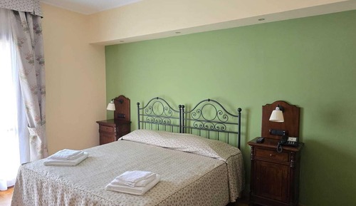 Classic Double Room, Balcony, Mountain View
