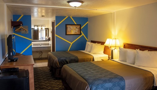 Single Room, 2 Queen Beds, Non Smoking