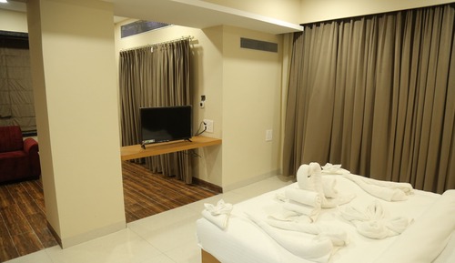 Standard Suite, City View