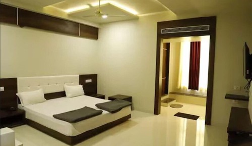Luxury Double Room, City View