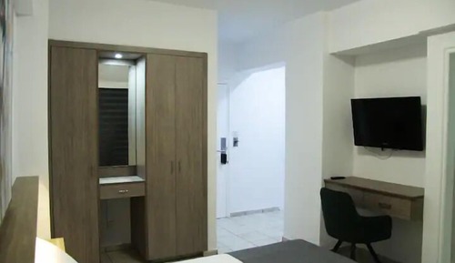 Studio Suite 304