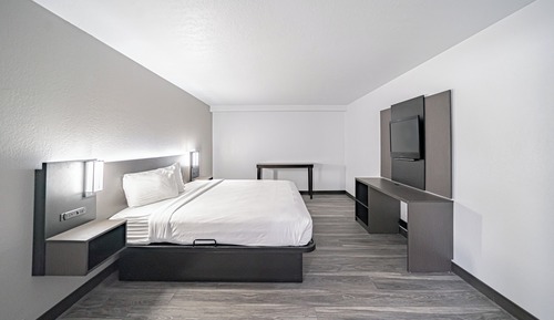 Standard Room, 1 Queen Bed, Non Smoking