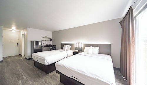 Standard Room, 2 Queen Beds, Non Smoking, Kitchenette