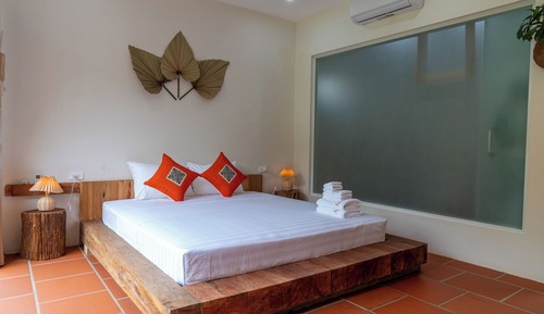 Premier Double Room, Balcony, Mountain View