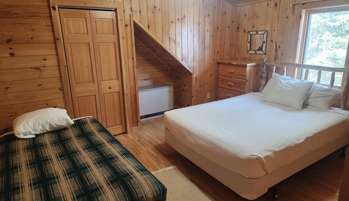Deluxe Cabin, Partial Lake View