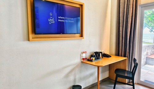 Deluxe Double or Twin Room, Beach View