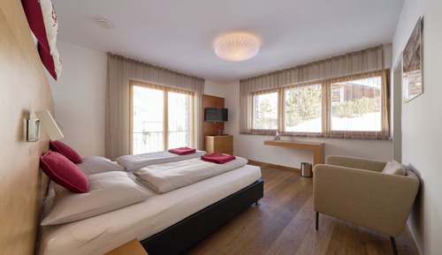 Luxury Apartment, Mountain View