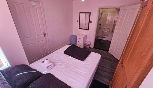 Double Room, 1 Double Bed