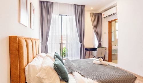 Apartment, Balcony