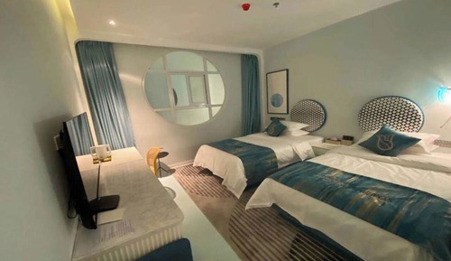 Classic Twin Room