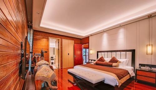 Suite, Garden View