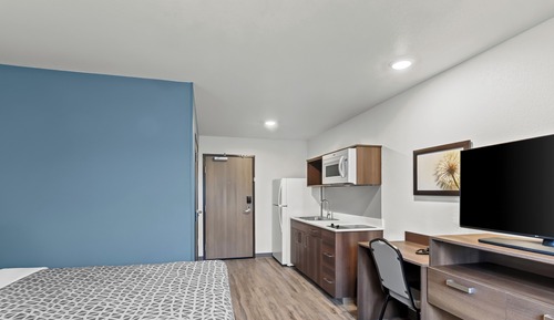Suite, 1 Queen Bed, Non Smoking