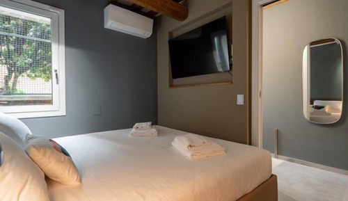 Apartment, Canal View