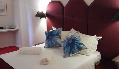 Comfort Single Room