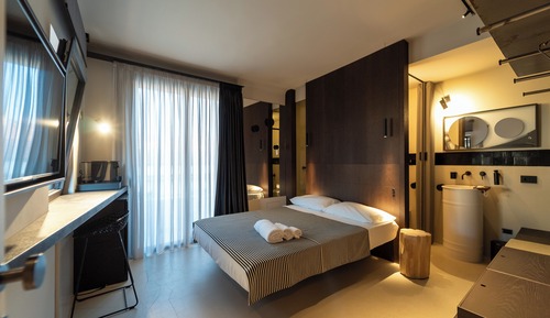 Luxury Room, City View