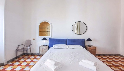 Classic Apartment, 4 Bedrooms, Non Smoking, City View