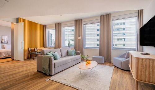 One-Bedroom Suite with Sofa Bed