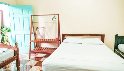 Comfort Room, Multiple Beds