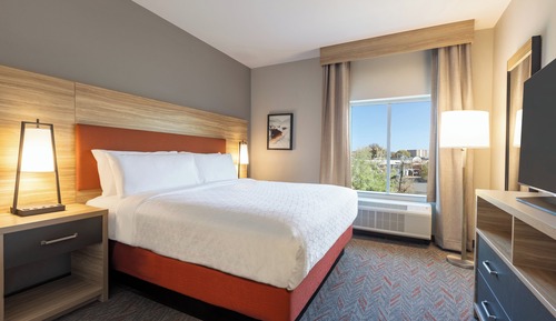 Studio Suite, 1 King Bed (Comm, Mobility, Roll Shwr)