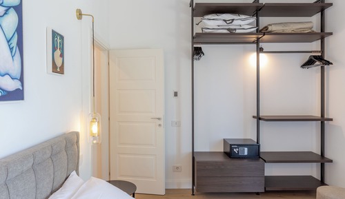 Suite, 1 King Bed with Sofa bed, Non Smoking, Garden View