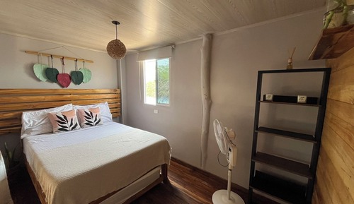 Standard Double Room, Private Bathroom, Beachside