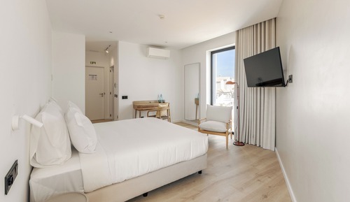Standard Double Room, Balcony, Partial Sea View