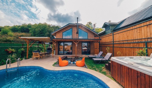 Family Bungalow