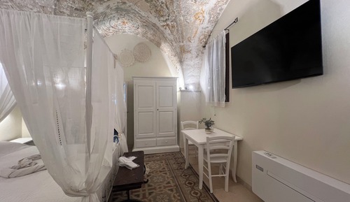 Standard Room, 1 Double Bed, Private Bathroom