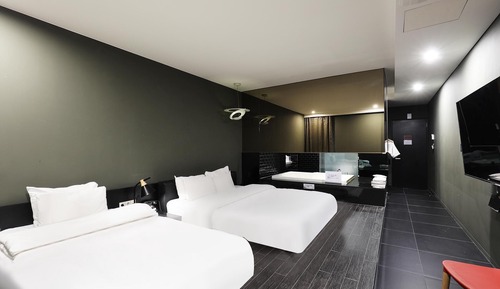 Basic Twin Room