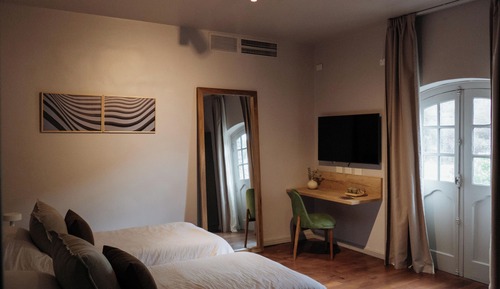 Executive Room