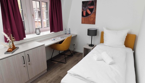 Classic Single Room