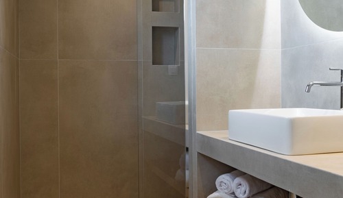 Superior Suite with Partial Sea View