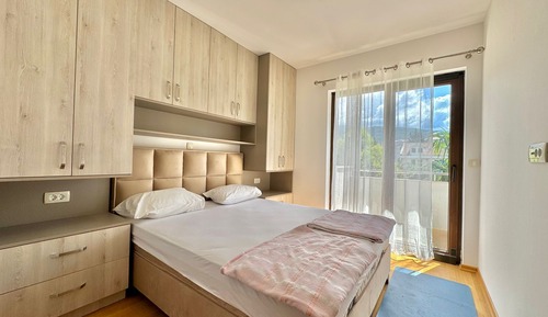 Classic Apartment, Balcony, Garden View