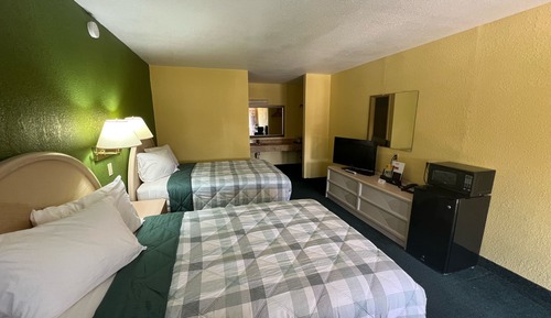 Standard Room, 2 Double Beds, Non Smoking