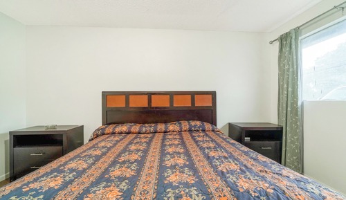 Standard Room, 1 King Bed, Smoking