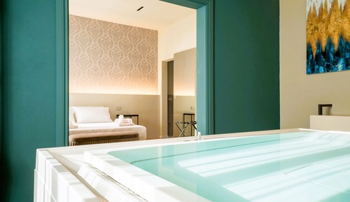 Diamante, suite con jacuzzi, balcone sul borgo antico a Termoli vicino al mare