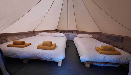 Tent, Multiple Beds