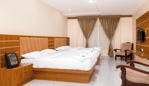 Grand Suite, City View